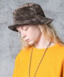 画像21: 【glamb 2025 Autumn先行予約】glamb グラム / Reversible Boa Bucket Hat (2色展開) (21)