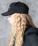 画像20: 【glamb 2025 Autumn先行予約】glamb グラム / Suede Logo Cap (3色展開) (20)