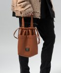画像12: 【glamb 2025 Winter先行予約】glamb グラム / Synth Leather Drawstring Bag (3色展開) (12)