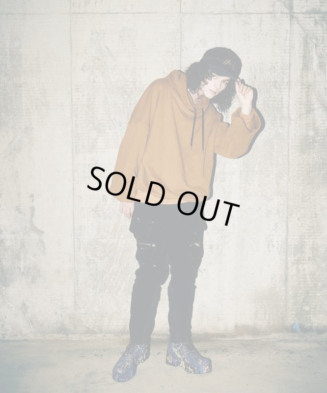 画像17: 【glamb 2025 Winter先行予約】glamb グラム / High Neck Balloon Sweat (2色展開) (17)