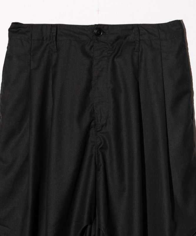 画像4: 【glamb 2026 Spring先行予約】glamb グラム / Crossover Tuck Pants (2色展開) (4)