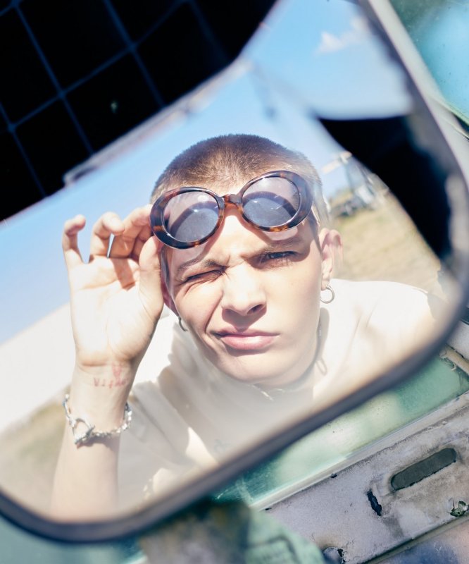 画像19: 【glamb 2026 Summer先行予約】glamb グラム / Spin Logo Surf T-Shirt (2色展開) (19)