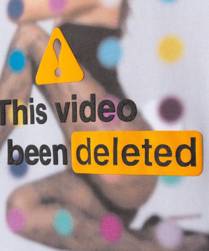 画像4: 【glamb 2026 Summer先行予約】glamb グラム / Bunny Girl T-Shirt (2色展開) (4)