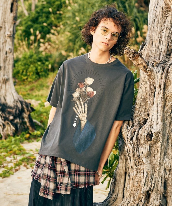 画像16: 【glamb 2026 Summer先行予約】glamb グラム / Prayer Charm T-Shirt (2色展開) (16)