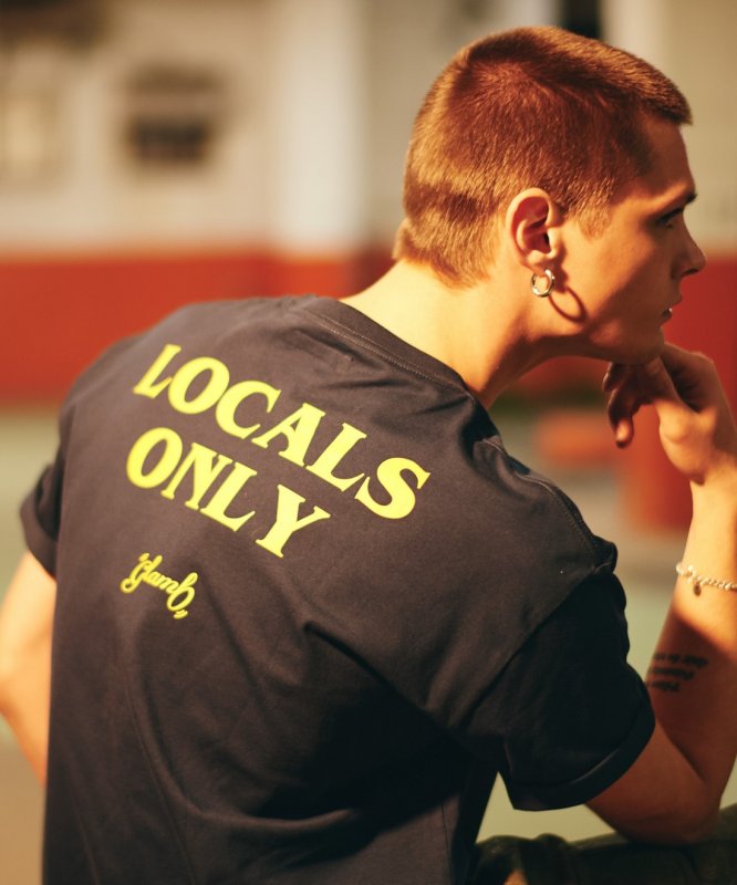 画像16: 【glamb 2026 Summer先行予約】glamb グラム / Locals Only T-Shirt (3色展開) (16)