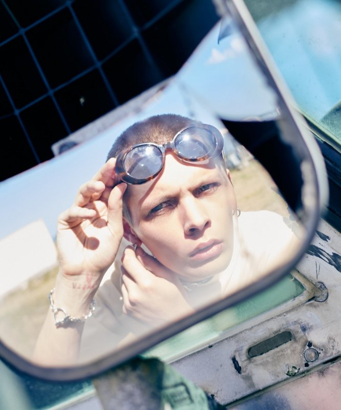 画像20: 【glamb 2026 Summer先行予約】glamb グラム / Spin Logo Surf T-Shirt (2色展開) (20)