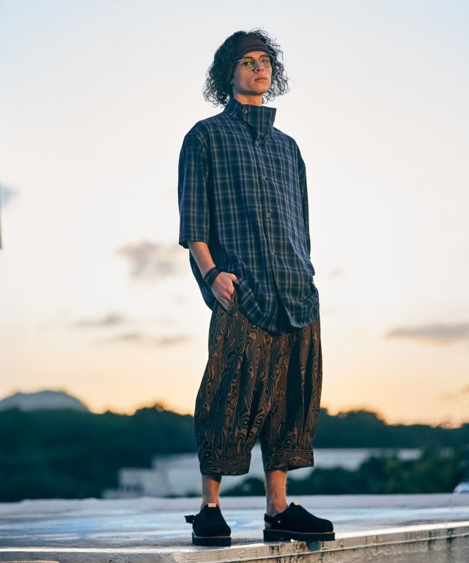 画像15: 【glamb 2026 Summer先行予約】glamb グラム / Marble Pleats Cropped Pants (2色展開) (15)