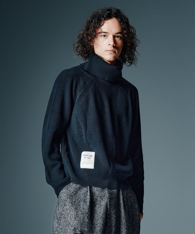 画像4: 【glamb 2026 Autumn先行予約】glamb グラム / Raglan Turtle Neck Knit (2色展開) (4)