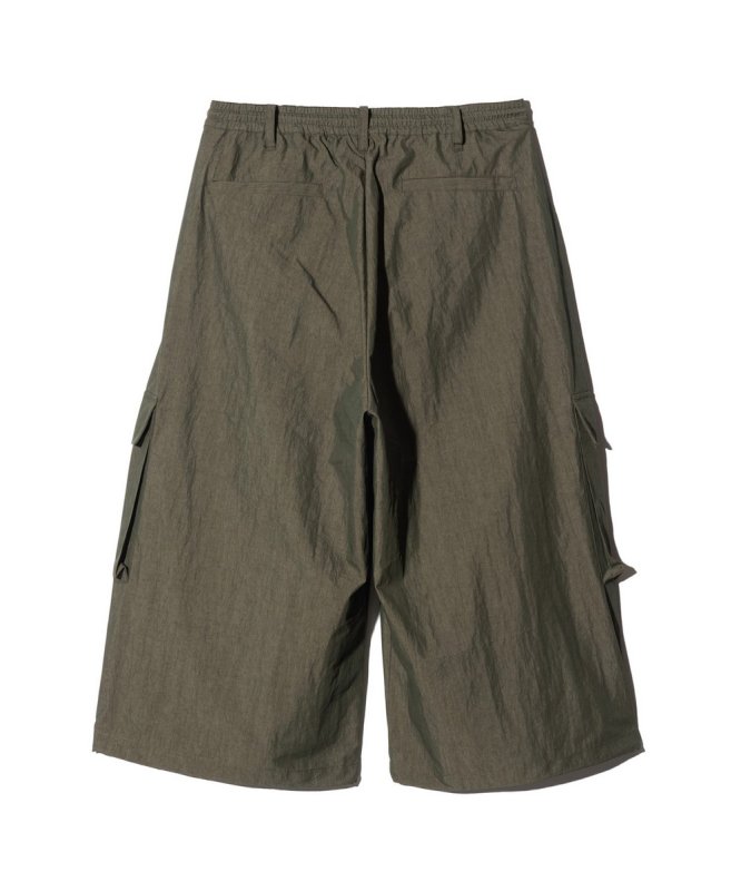 画像3: 【glamb 2026 Autumn先行予約】glamb グラム / Asymmetry Cropped Cargo Pants (2色展開) (3)