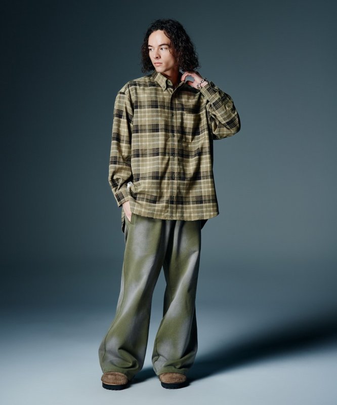 画像10: 【glamb 2026 Autumn先行予約】glamb グラム / Distorted Sweat Wide Pants (2色展開) (10)