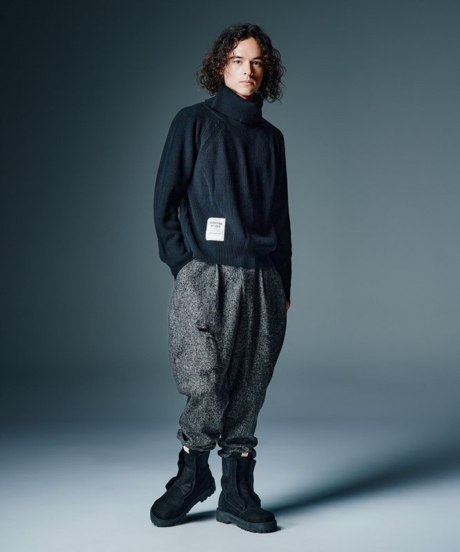 画像8: 【glamb 2026 Autumn先行予約】glamb グラム / Raglan Turtle Neck Knit (2色展開) (8)