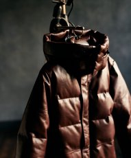 画像9: 【glamb 2026 Autumn先行予約】glamb グラム / Signature Leather Down Jacket (2色展開) (9)