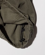 画像29: 【glamb 2026 Autumn先行予約】glamb グラム / Fade Asymmetry Cargo Pants (3色展開) (29)