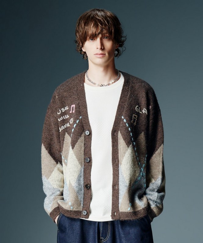 画像4: 【glamb 2026 Autumn先行予約】glamb グラム / Beadswork Argyle Cardigan (2色展開) (4)