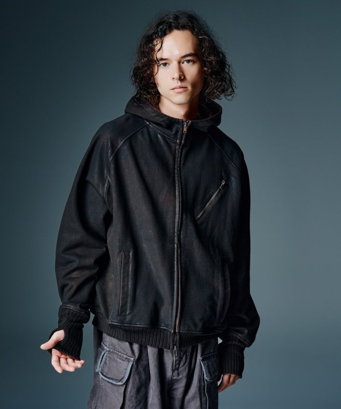 画像4: 【glamb 2026 Autumn先行予約】glamb グラム / Paraffin Coated High Neck Hoodie (2色展開) (4)