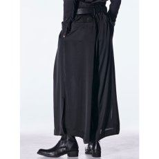 画像4: 【2026AW先行予約】kiryuyrik キリュウキリュウ / Vintage Satin Wide Tuck Slacks (1色展開) (4)