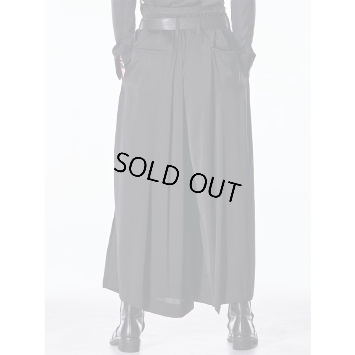 画像5: 【2026AW先行予約】kiryuyrik キリュウキリュウ / Vintage Satin Wide Tuck Slacks (1色展開) (5)