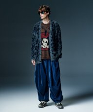 画像11: 【glamb 2026 Winter先行予約】glamb グラム / Indigo Velveteen Knee Tuck Pants (1色展開) (11)