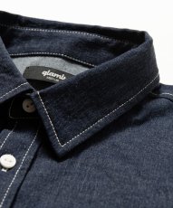 画像4: 【glamb 2026 Winter先行予約】glamb グラム / Eaten Apple Denim Shirt (2色展開) (4)