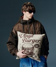 画像5: 【glamb 2026 Winter先行予約】glamb グラム / Vinyl Burger Cushion (1色展開) (5)