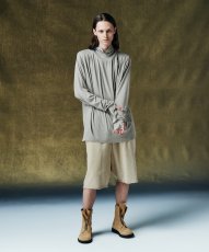 画像9: 【glamb 2026 Winter先行予約】glamb グラム / Drape Mock Neck Cutsew (2色展開) (9)