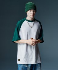 画像10: 【glamb 2026 Winter先行予約】glamb グラム / Staple Reversible Raglan Cutsew (2色展開) (10)