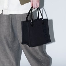 画像13: 【UNISEX】TOGA トーガ / Logo tote bag small (black) (13)